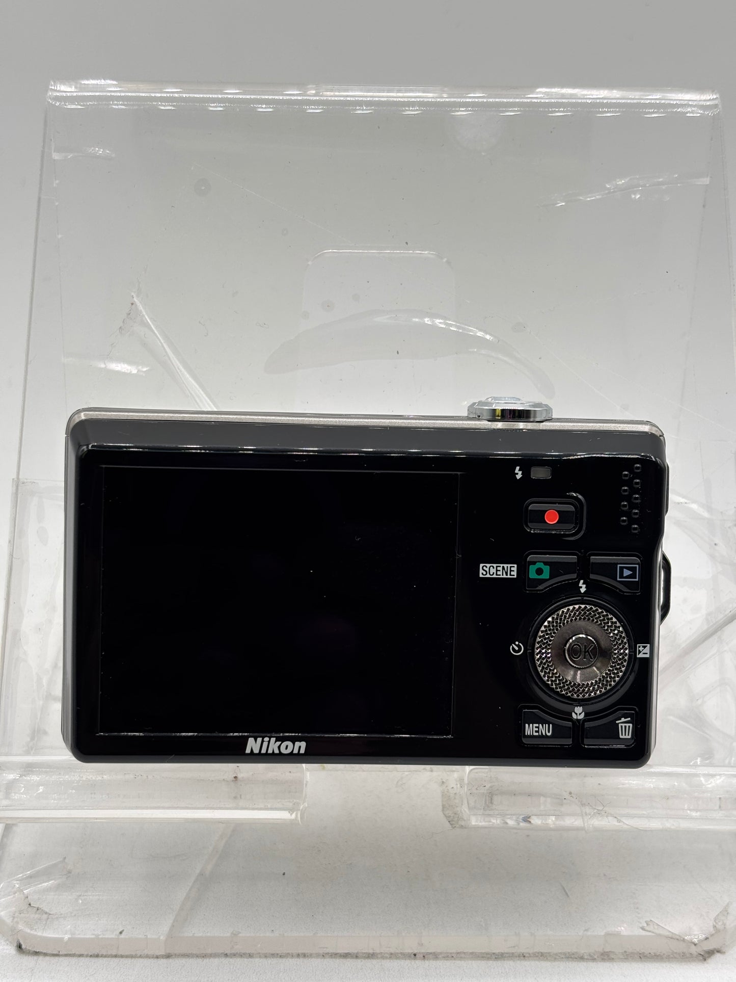 Nikon COOLPIX S6000 14.2MP Digital Camera, Silver--TESTED