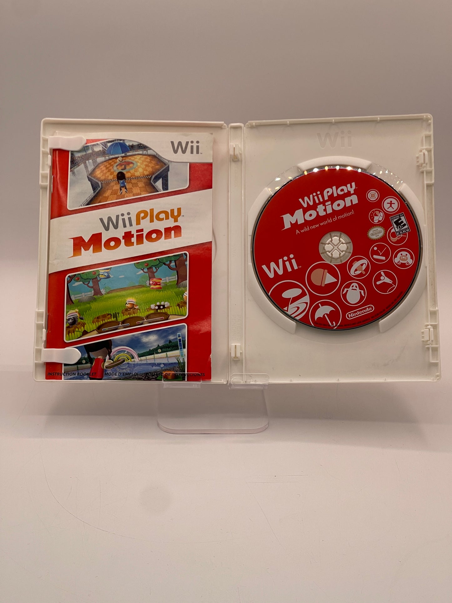 Wii Play Motion Nintendo Wii, 2011 - Complete w/ Inserts - Free Shipping