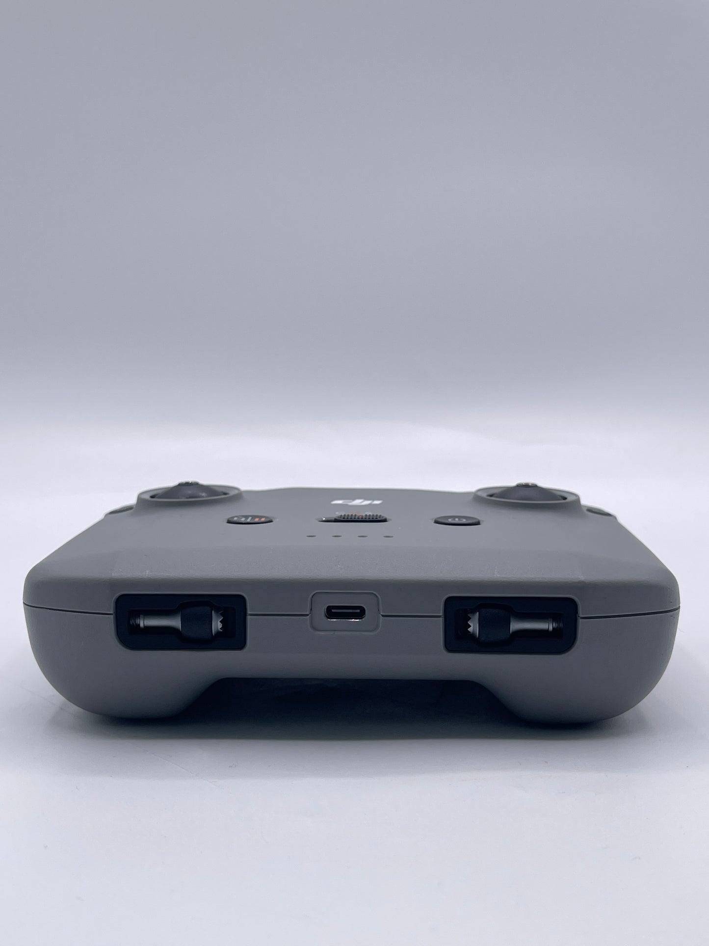DJI RC-N2 Remote Controller, Compatibility: Air 3, Mini 4 Pro Model RC151