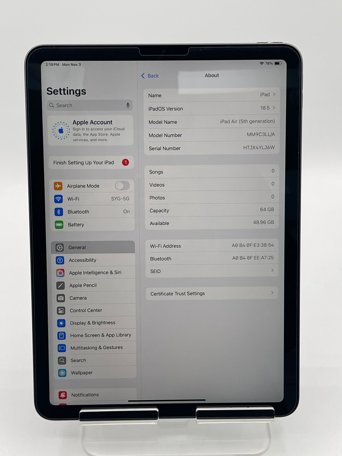 Wifi Only Apple iPad Air 5th Gen 64GB A2588 MM9V3LL/A Space Gray Excellent Condition
