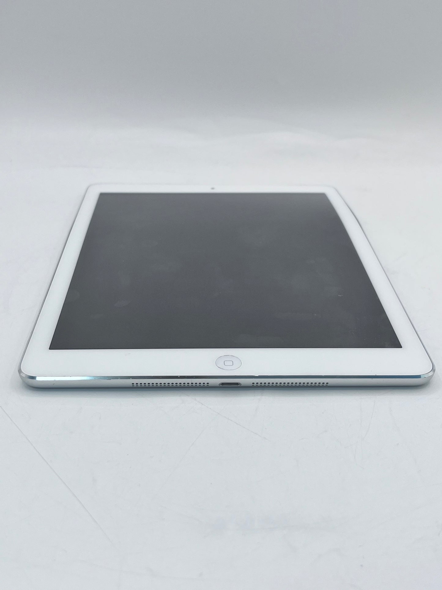 Apple iPad Air (1st Gen) 9.7" A1475 MF013LL/A 64GB Unlocked - Silver